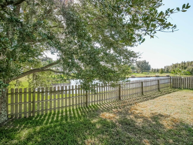Building Photo - 18233 Brookpark Dr