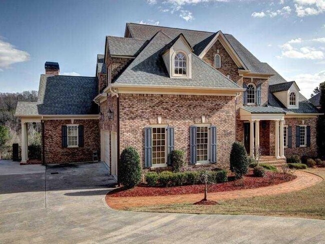 Building Photo - 502 Rivercliff Trce