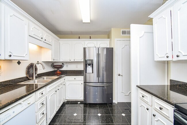 Building Photo - 5050 Ambassador Way
