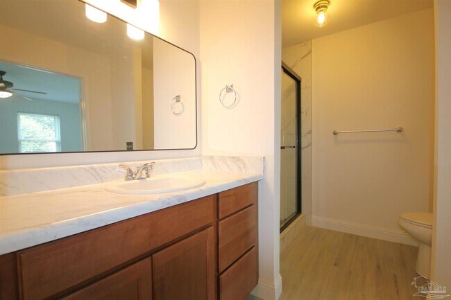 Building Photo - 4631 Northpointe Cir