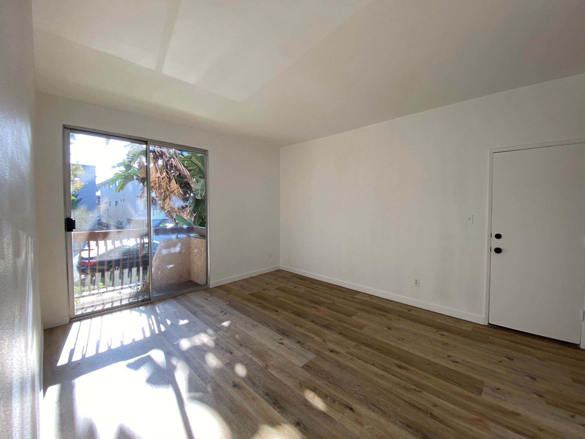 Masterbedroom and patio door - 104 S Hayworth Ave