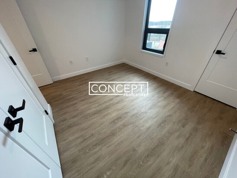 Building Photo - 199 Gardner St