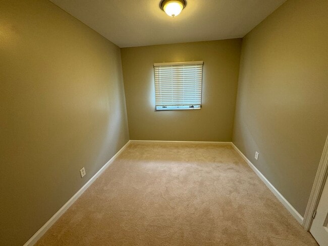 Building Photo - Fully Renovated 3-Bedroom Home with Garage...