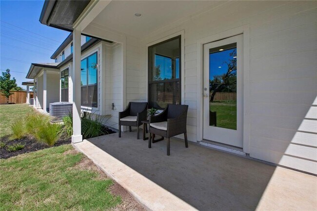 Building Photo - 12109 Maypole Bend