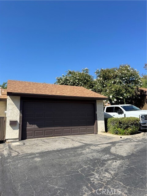 Building Photo - 453 Heatherglen Ln