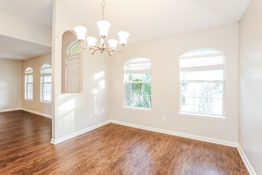 Building Photo - 535 Misty Morning Ct