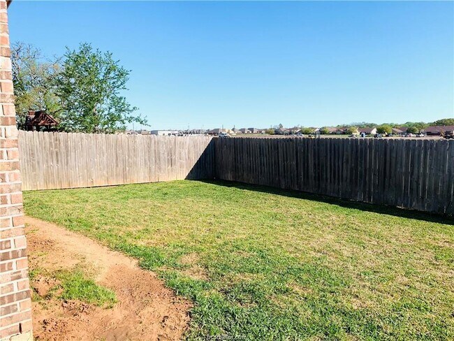 Building Photo - 15313 Lowry Meadow Ln