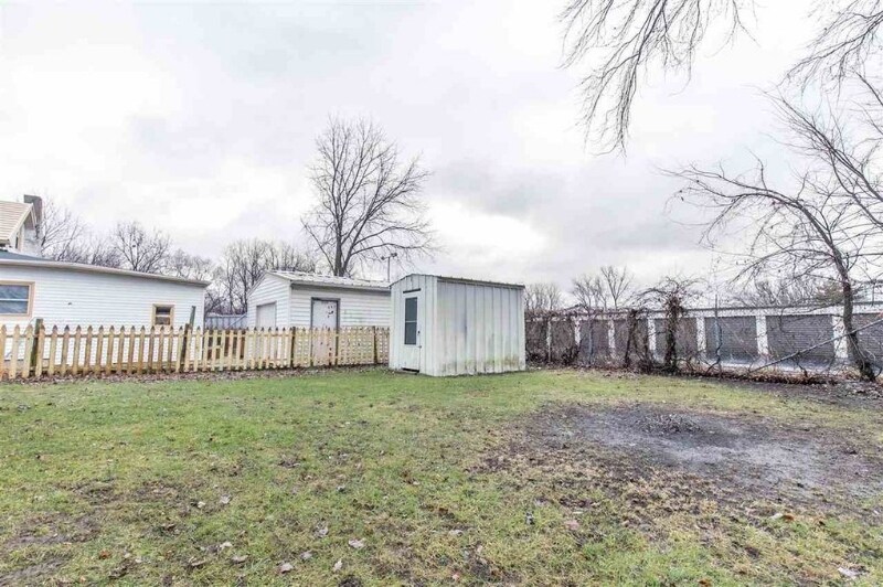 Building Photo - 23 Lavoy Rd