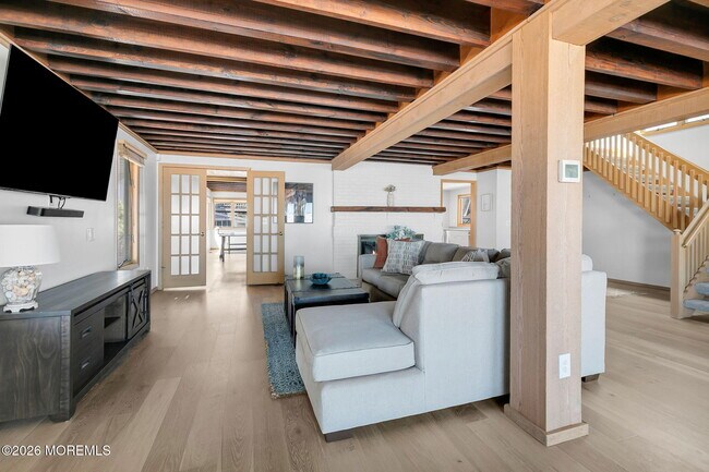 Building Photo - 304 Oceanfront