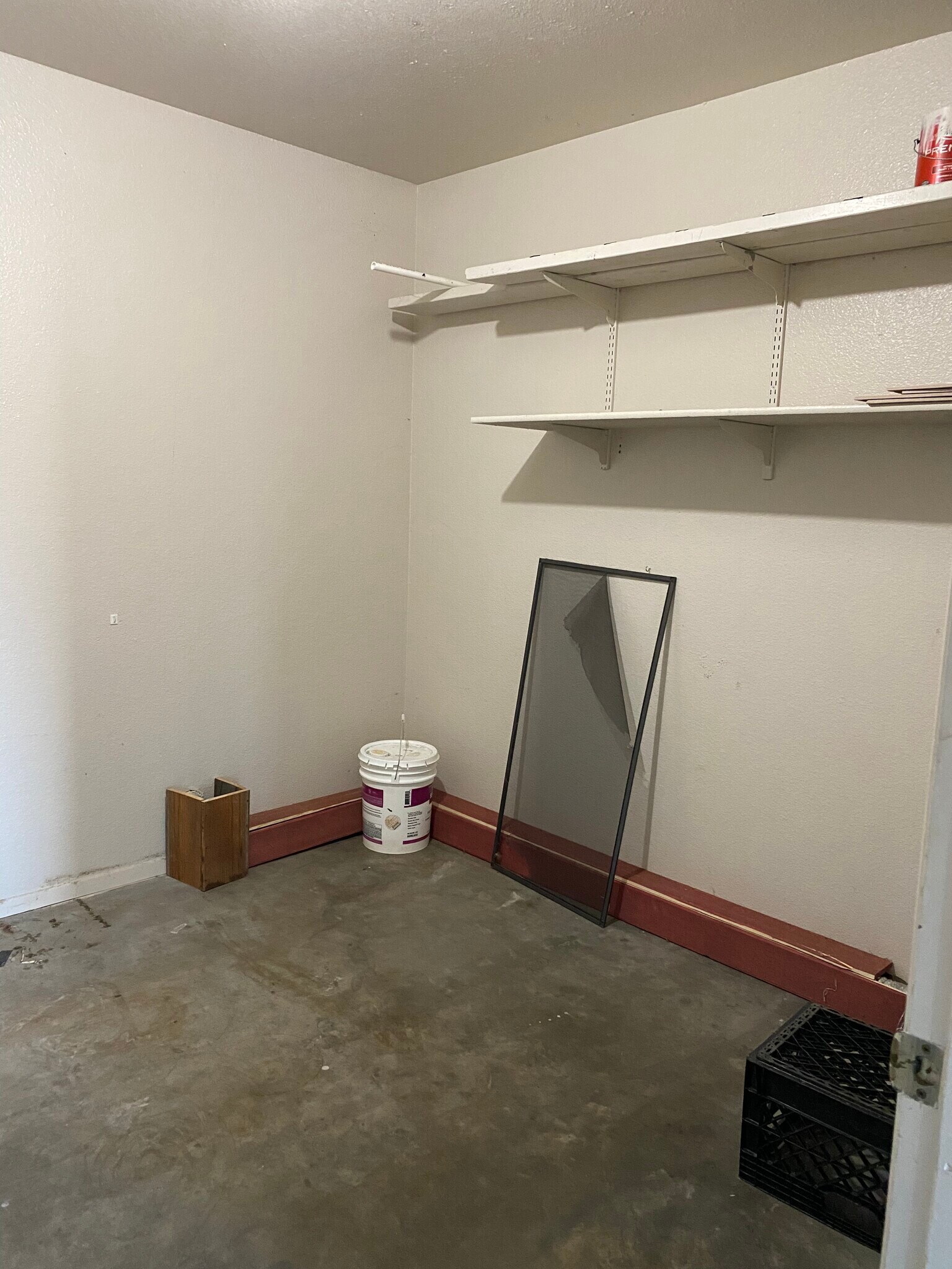 Building Photo - 2446 S High View Cir