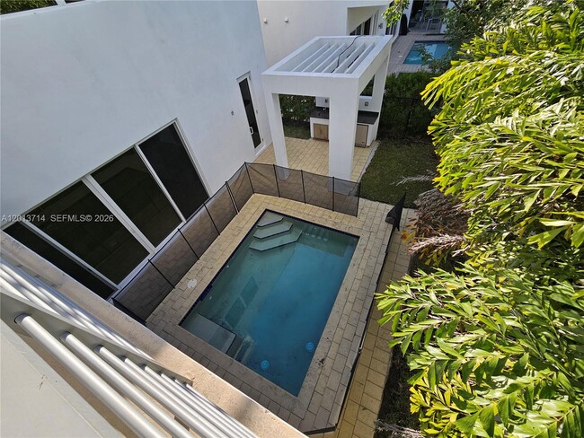 Building Photo - 10289 NW 75th Terrace