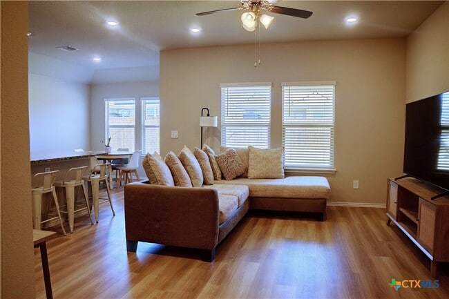 Building Photo - 2333 Bufflehead Dr