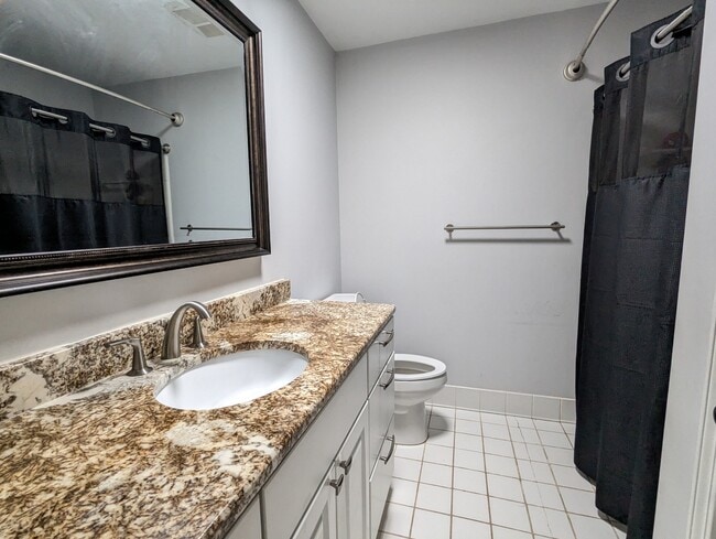 Building Photo - 110 Melbourne Ln