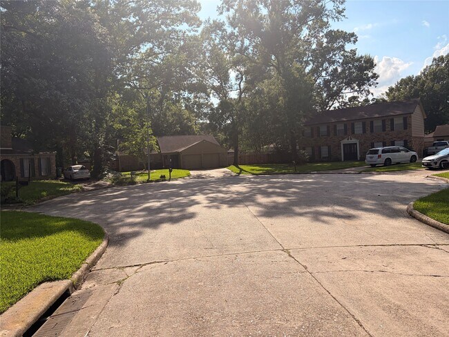 Building Photo - 3214 Big Spruce Dr