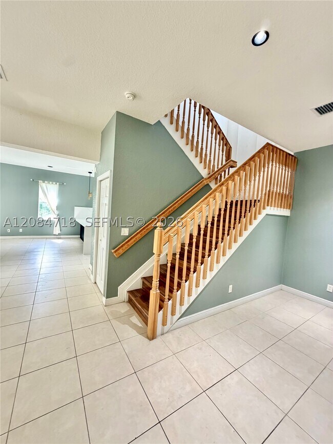 Building Photo - 14044 SW 54th St
