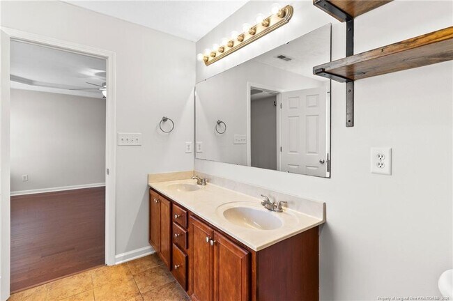 Building Photo - 149 Brightwood Dr