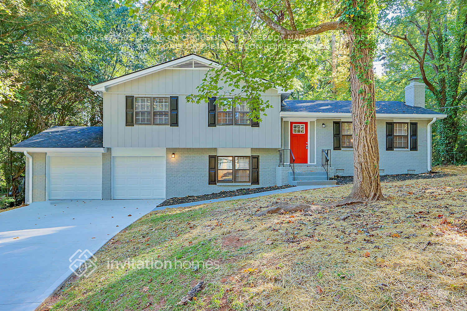 Building Photo - 5779 Simone Dr