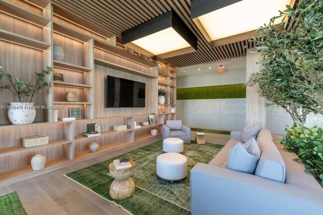 Building Photo - 23 NE 17th Ter