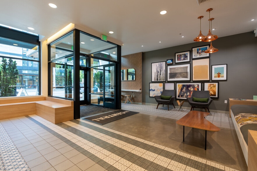 Building Photo - 2207 E Union St