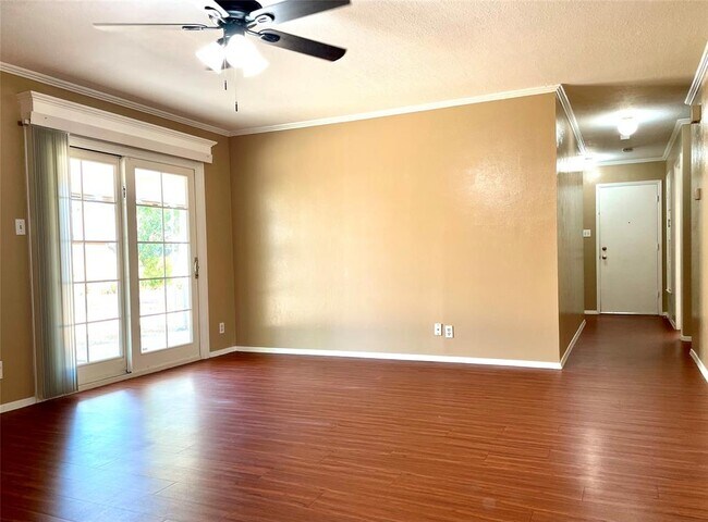 Building Photo - 11600 Fast Horse Dr