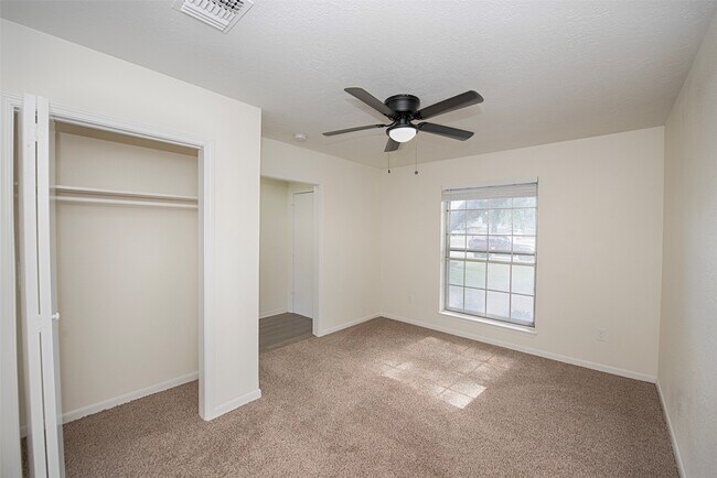 Building Photo - 309 E X St