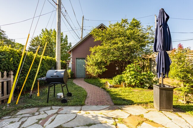 Building Photo - 607 Lord St