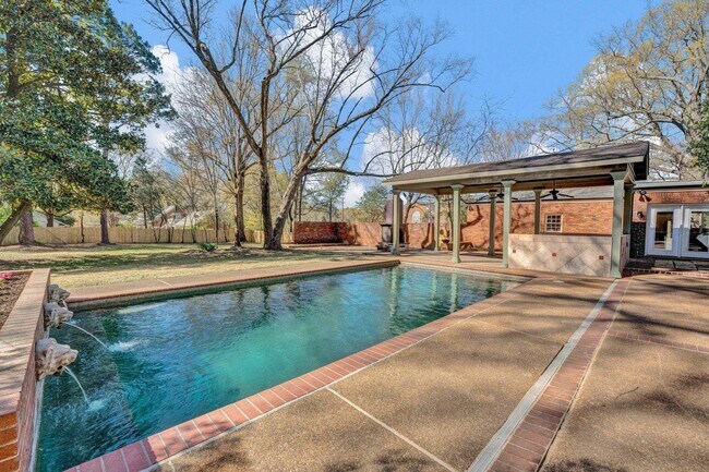 Building Photo - 4679 Walnut Grove Rd