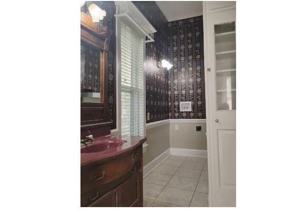 Building Photo - 504 N Newsom St