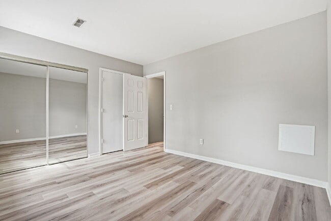 Building Photo - 7881 Nummie Ct