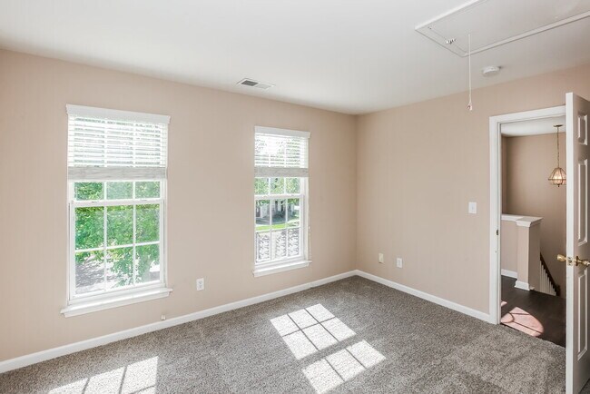 Building Photo - 7311 April Mist Trail