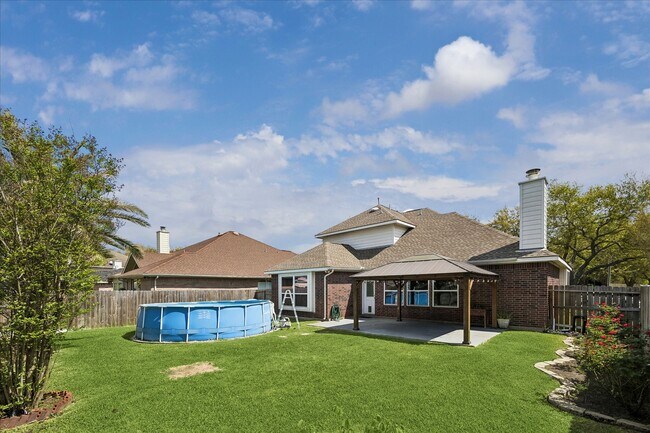 Building Photo - 11522 Whittier Bridge Ln