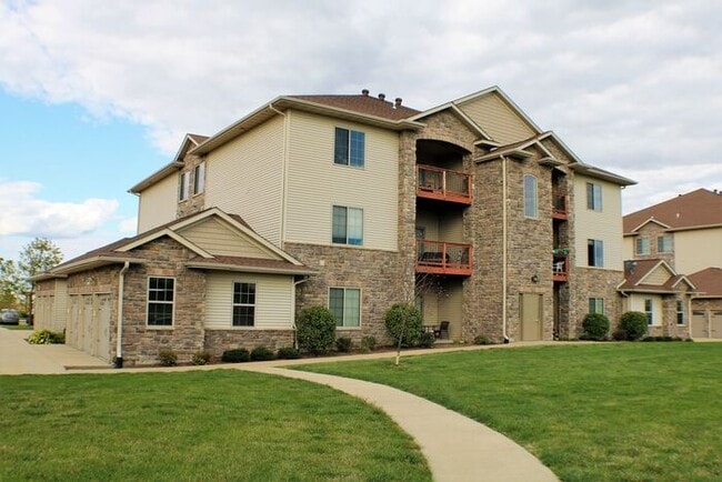 Building Photo - $1,325 | 2 Bedroom, 2 Bathroom CONDO | PET Friendly* | Available for an August 1st, 2026 Move In!