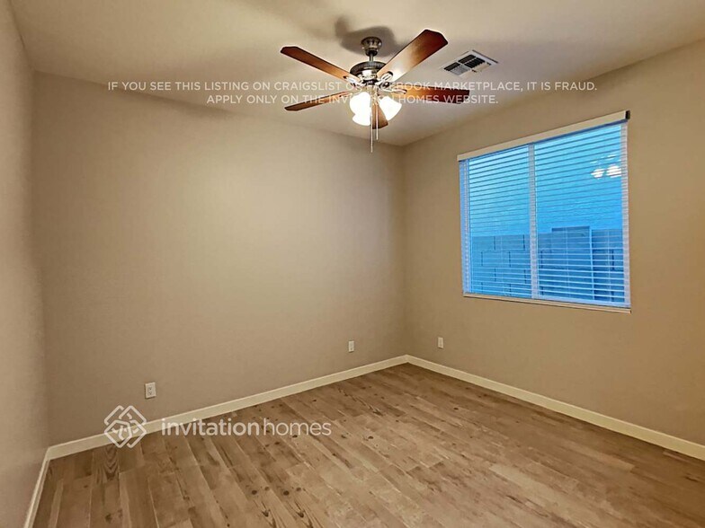 Building Photo - 7319 S 23rd Dr