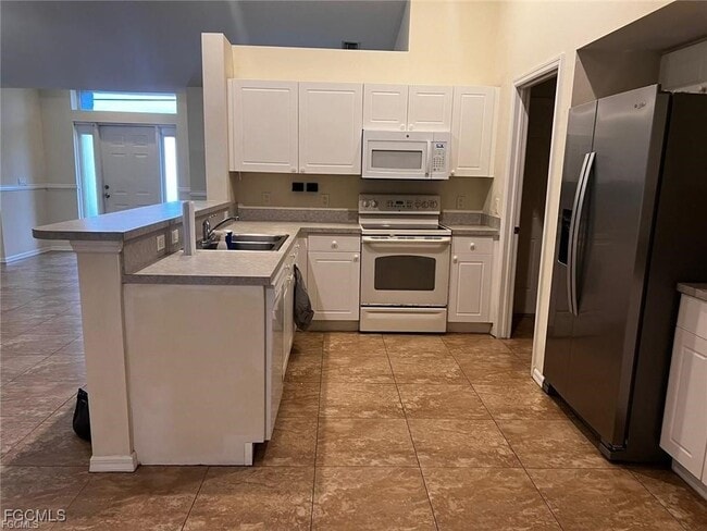 Building Photo - 16 Nelson Rd S