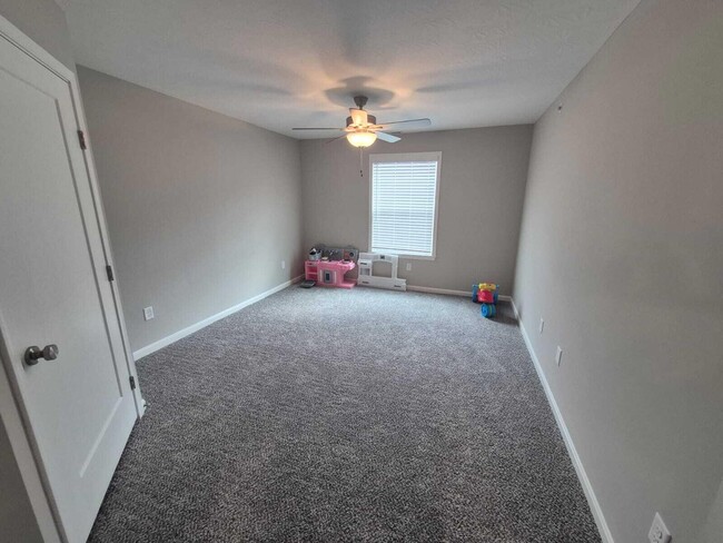 Building Photo - 759 Walton Ter Dr