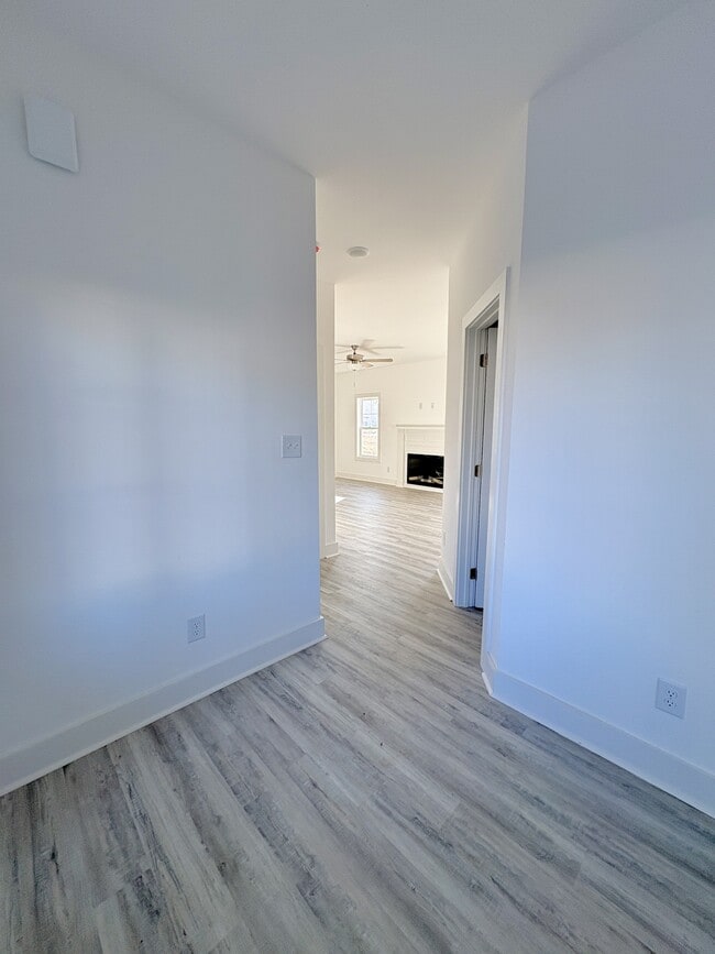 Building Photo - 131 Bourbon St