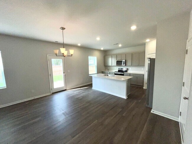 Building Photo - 503 Sandy Holw Dr