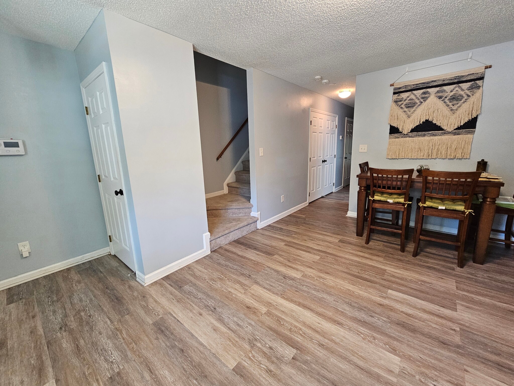 Building Photo - 117 Forest Oaks Dr