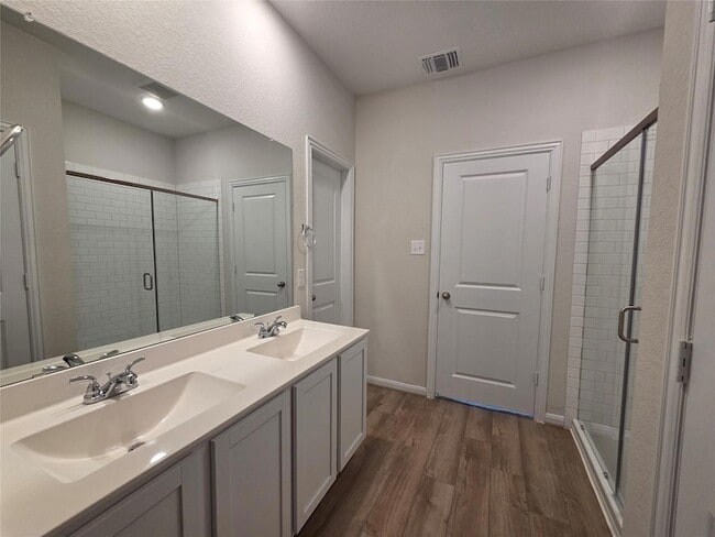 Building Photo - 8902 Grand Western