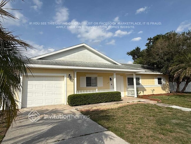 Building Photo - 3253 Little Sound Dr