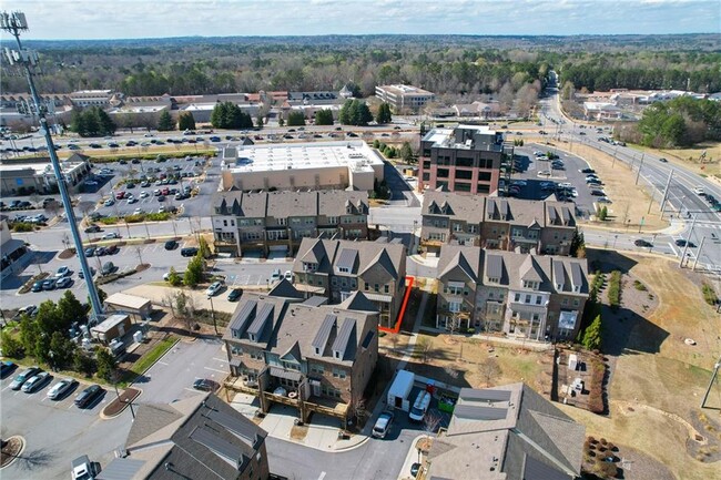 Building Photo - 5051 Pinckney Ln