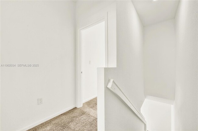 Building Photo - 496 NE 4th Terrace