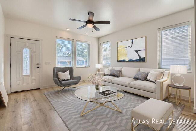 Building Photo - 4731 Columbine St