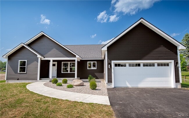 Building Photo - 6251 Meadow Dr