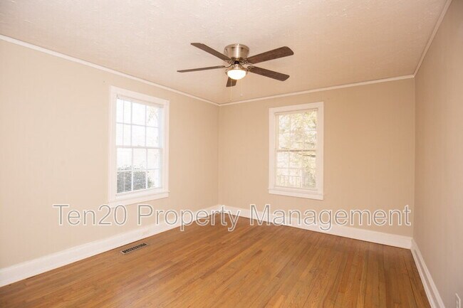 Building Photo - 3615 Phelts Dr