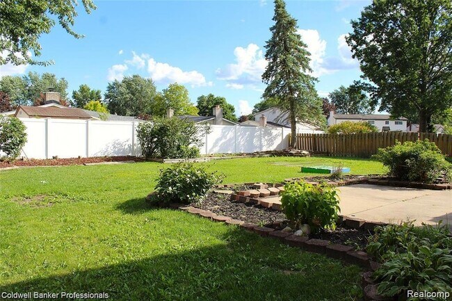 Building Photo - 44227 Brandywyne Rd