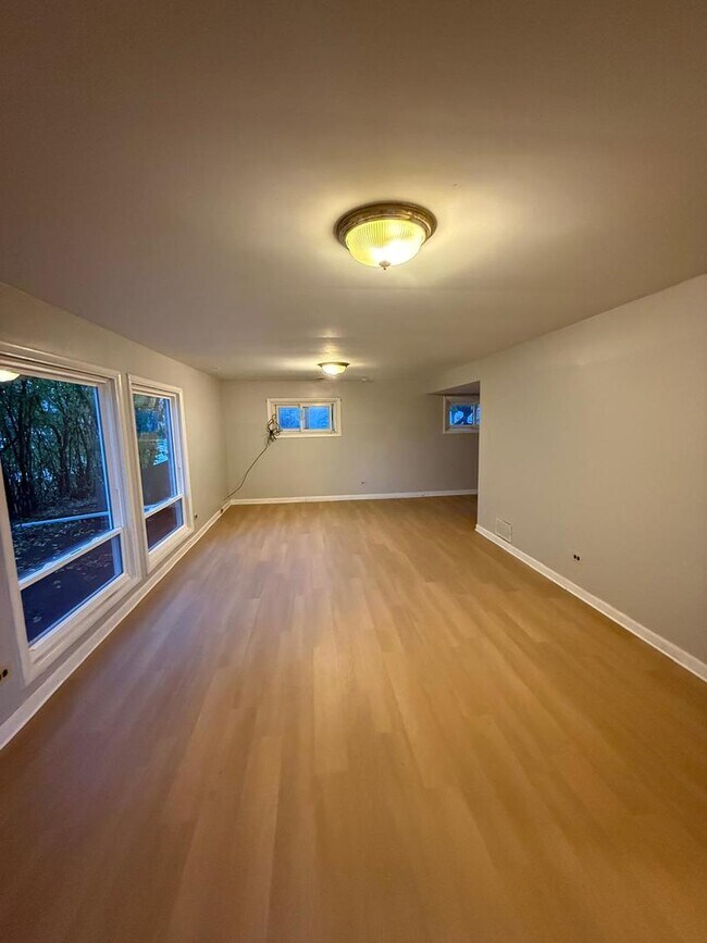 Building Photo - 1440 Gentry Rd