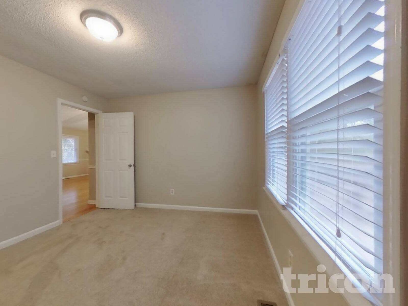 Building Photo - 296 Whitney Ln