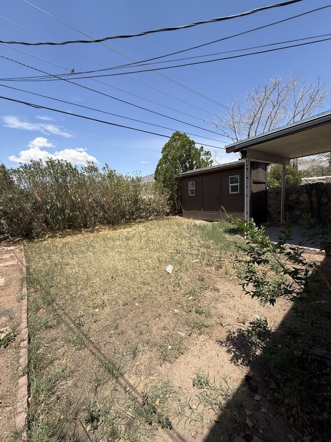 Building Photo - 6828 Escondido Dr