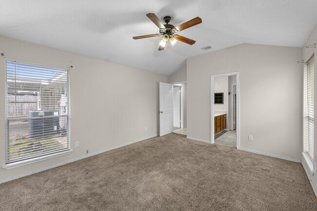 Building Photo - 19403 Bristlestar Dr